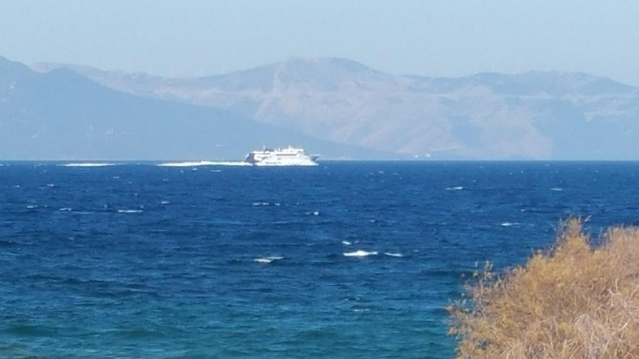 Surf House Villa Artemida  Dış mekan fotoğraf